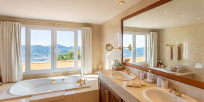 Real Estates picture 18 Ref. 82492