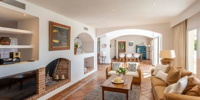 Real Estates picture 14 Ref. 82492