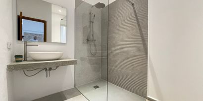 Inmobiliaria picture 10 Ref. Nº. 82747