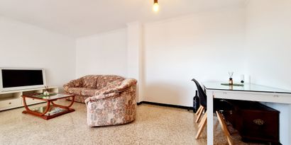 Real Estates picture 5 Ref. R28771