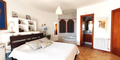 Real Estates picture 9 Ref. 82947