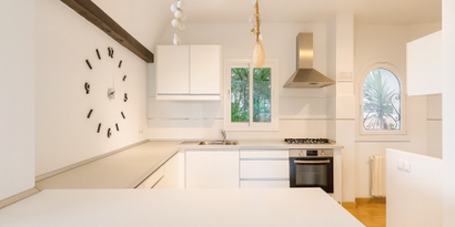 Real Estates picture 8 Ref. 82947