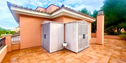 Real Estates picture 12 Ref. R28949