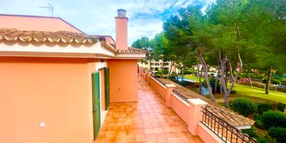 Real Estates picture 2 Ref. R28949