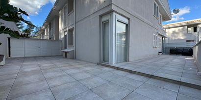 Real Estates picture 15 Ref. R28962