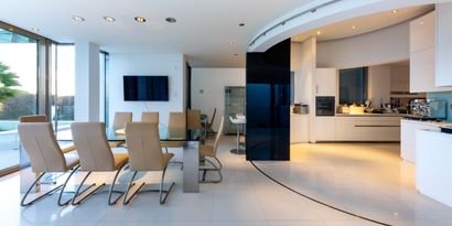 Inmobiliaria picture 12 Ref. Nº. 77313