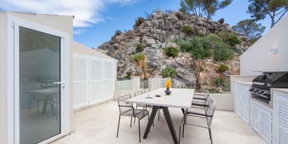 Real Estates picture 3 Ref. 76854