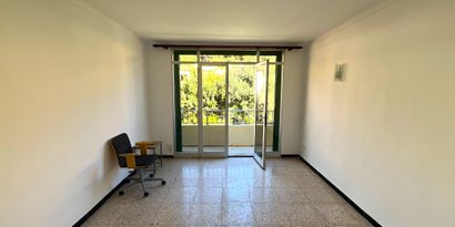 Real Estates picture 5 Ref. R28485