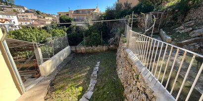 Real Estates picture 12 Ref. R28485