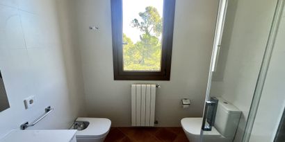 Real Estates picture 14 Ref. R28916