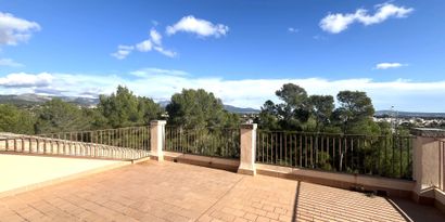 Real Estates picture 15 Ref. R28916