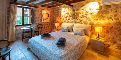 Real Estates picture 19 Ref. R28820