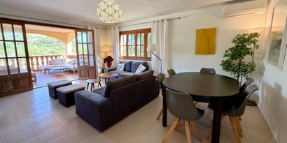 Real Estates picture 2 Ref. R20258