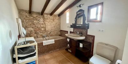 Real Estates picture 5 Ref. R28924