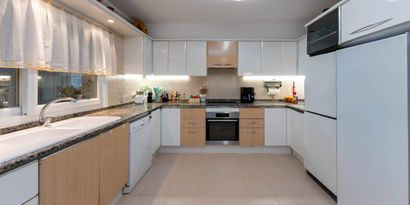 Real Estates picture 8 Ref. 82902