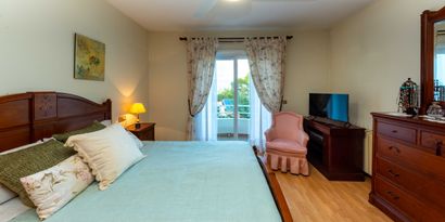 Real Estates picture 15 Ref. 82902