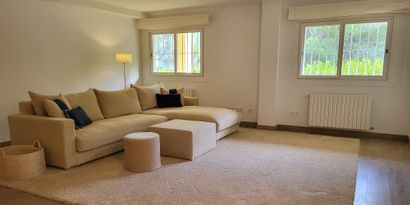 Real Estates picture 9 Ref. 83001