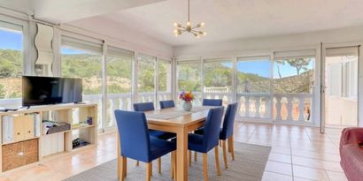 Real Estates picture 6 Ref. 71801