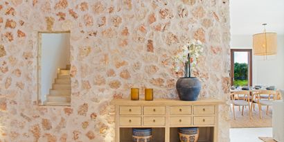 Real Estates picture 4 Ref. 76765