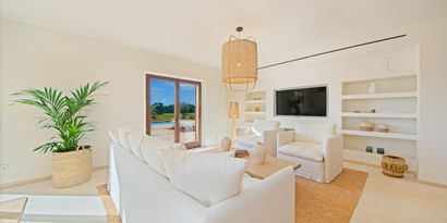 Real Estates picture 3 Ref. 76765