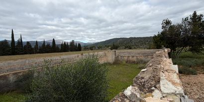 Real Estates picture 5 Ref. 83004