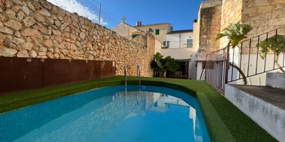 Inmobiliaria picture 0 Ref. Nº. R29055