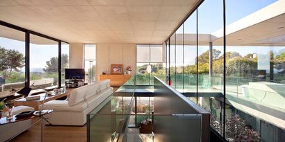 Real Estates picture 3 Ref. 83071