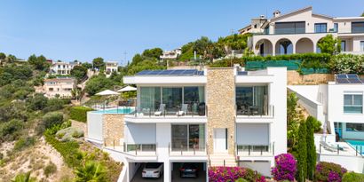 Inmobiliaria picture 0 Ref. Nº. 83003