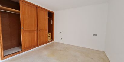 Real Estates picture 6 Ref. R13872