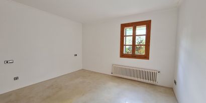 Real Estates picture 7 Ref. R13872