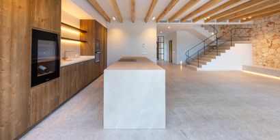 Real Estates picture 2 Ref. 82592