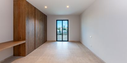 Real Estates picture 10 Ref. 82592