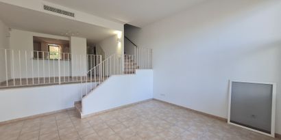 Real Estates picture 4 Ref. R6551