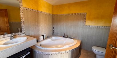 Inmobiliaria picture 6 Ref. Nº. 83092