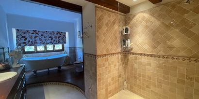 Inmobiliaria picture 10 Ref. Nº. R20943