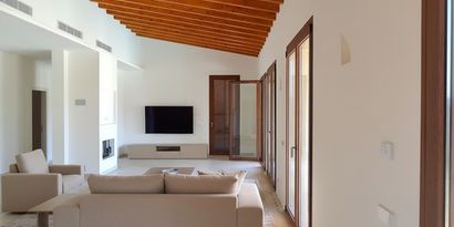 Real Estates picture 3 Ref. 79420