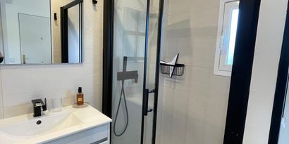 Real Estates picture 6 Ref. 83034