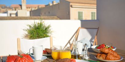 Inmobiliaria picture 11 Ref. Nº. R10243