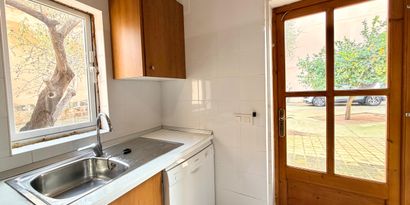 Real Estates picture 8 Ref. 83080