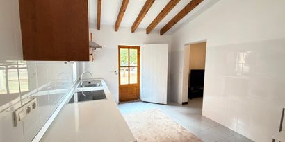 Real Estates picture 7 Ref. 83080