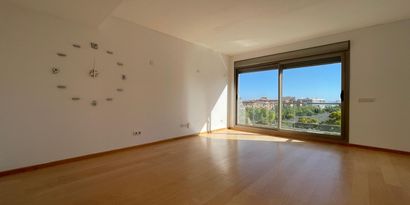 Real Estates picture 1 Ref. R29278