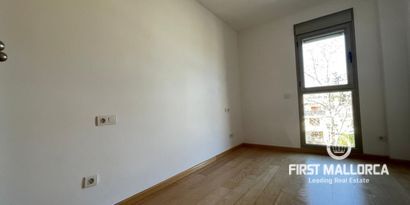 Real Estates picture 4 Ref. R29278