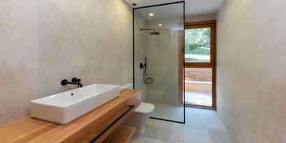 Real Estates picture 6 Ref. 75390