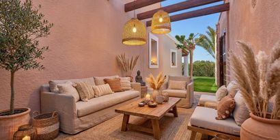 Real Estates picture 3 Ref. 82813