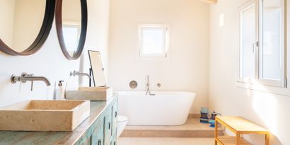 Real Estates picture 21 Ref. 77620