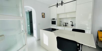 Real Estates picture 4 Ref. R29282