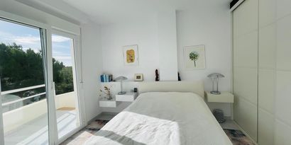 Real Estates picture 6 Ref. R29282