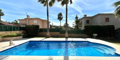 Real Estates picture 3 Ref. 83257