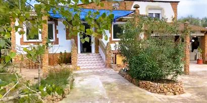 Real Estates picture 4 Ref. 78936