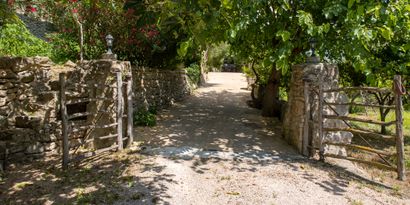 Real Estates picture 21 Ref. 76470